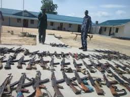 Police to return legal and ilegal guns to stores